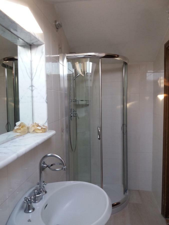 Splendida E Incantevole Casa A Due Passi Dal Mare Viareggio Luaran gambar